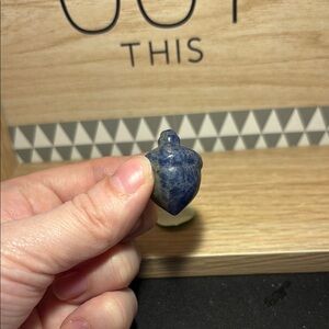 Sodalite Acorn (SLC1)